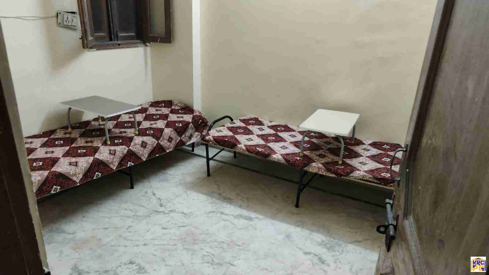 Royal-Raj-girls-and-boys-pg-in-Mukherjee-nagar