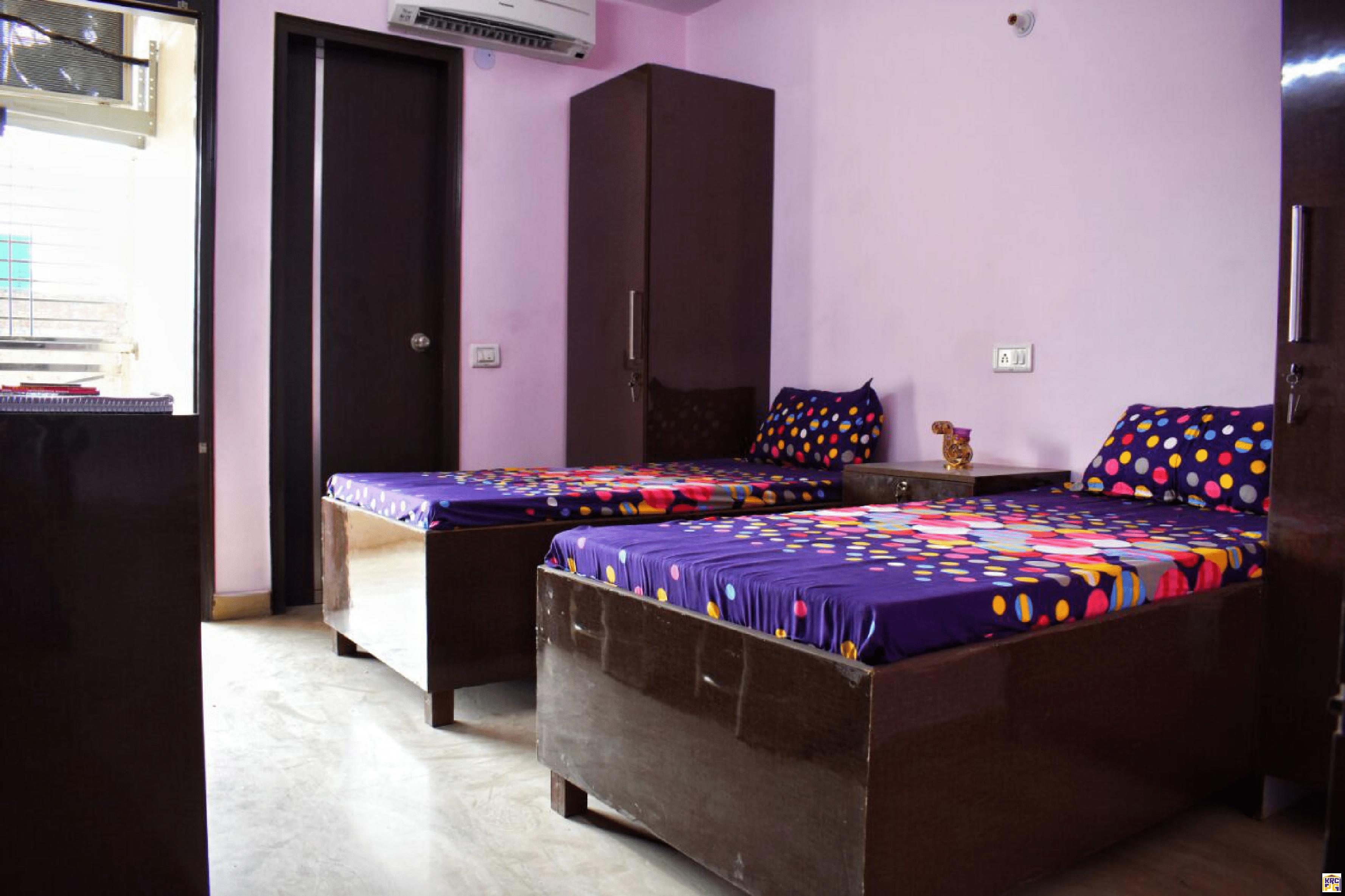 HMS-HOUSE-GIRLS-PG-IN-KAMLA-NAGAR-NEAR-NORTH-CAMPUS-DELHI-UNIVERSITY