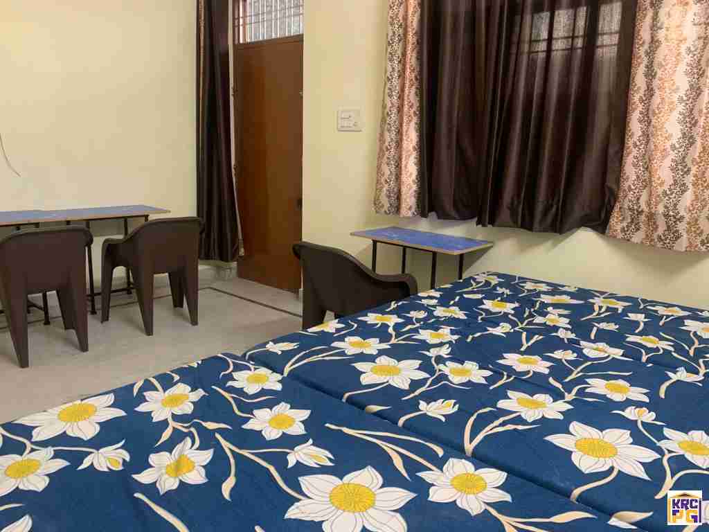 Delight-Home-s-girls-PG-In-SFS--Mansarovar