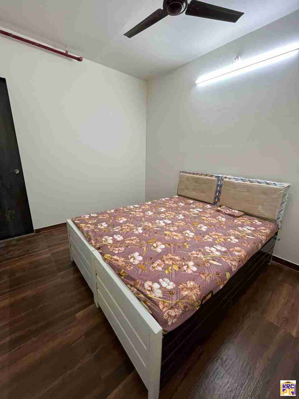 decent-p-g-accommodation-available-for-boy-s-and-girl-s-Andheri-West